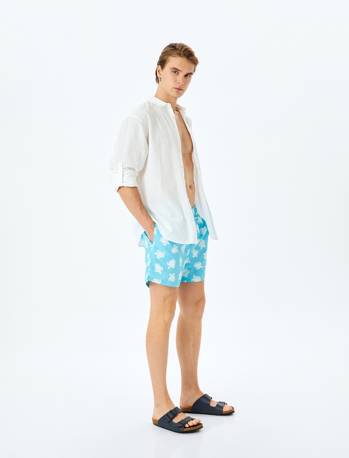  Kaplumbağa Desenli Oversize Beli Bağcıklı Cepli Deniz Şortu