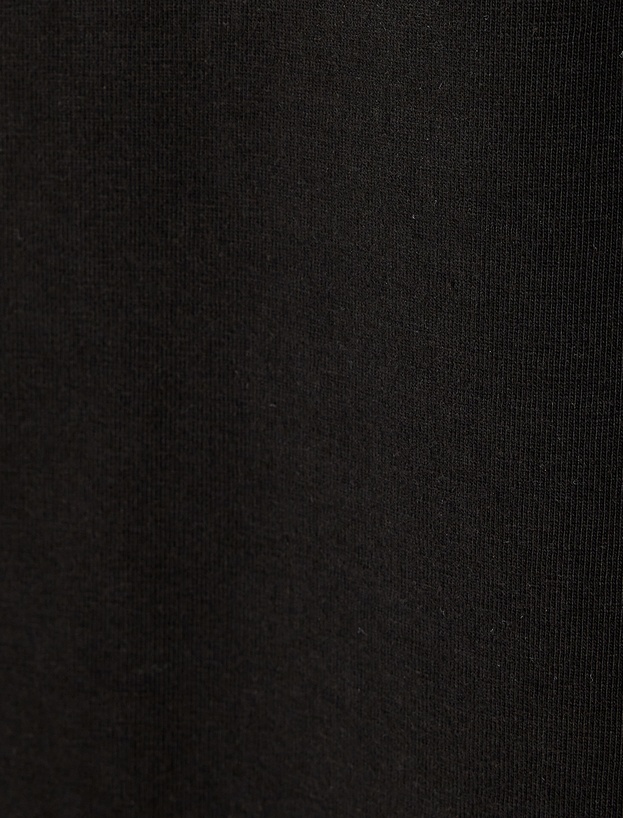 Pamuklu Bisiklet Yaka Tok Kumaş Slogan İşlemeli Kısa Kollu Oversize Tişört_5