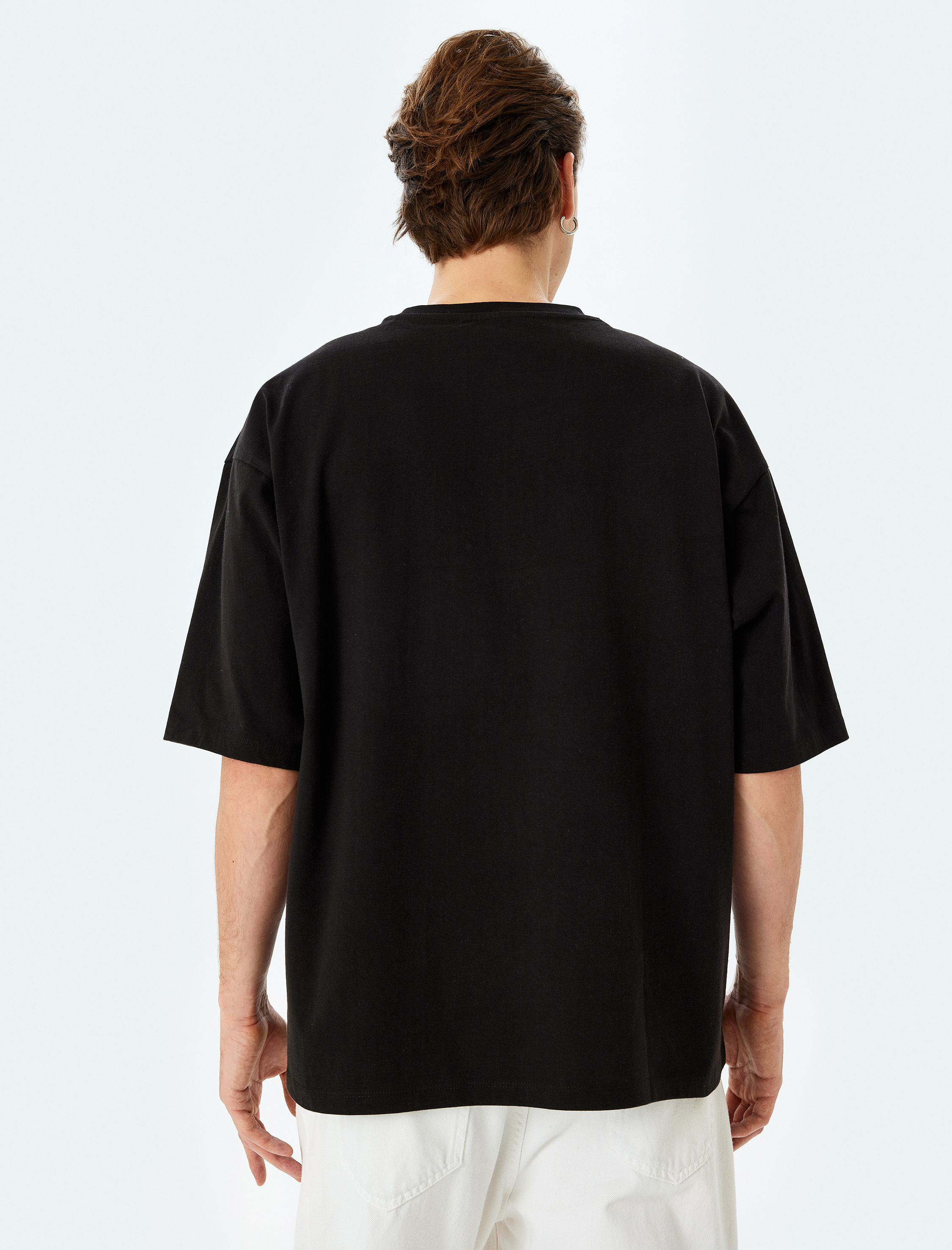   Pamuklu Bisiklet Yaka Tok Kumaş Slogan İşlemeli Kısa Kollu Oversize Tişört