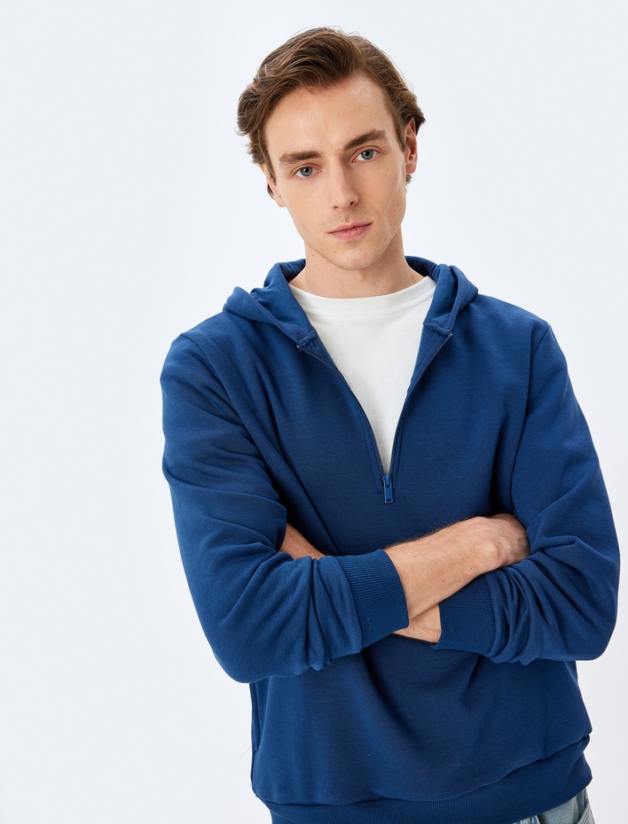  Kapşonlu Pamuk Karışımlı Şardonlu Basic Yarım Fermuarlı Sweatshirt