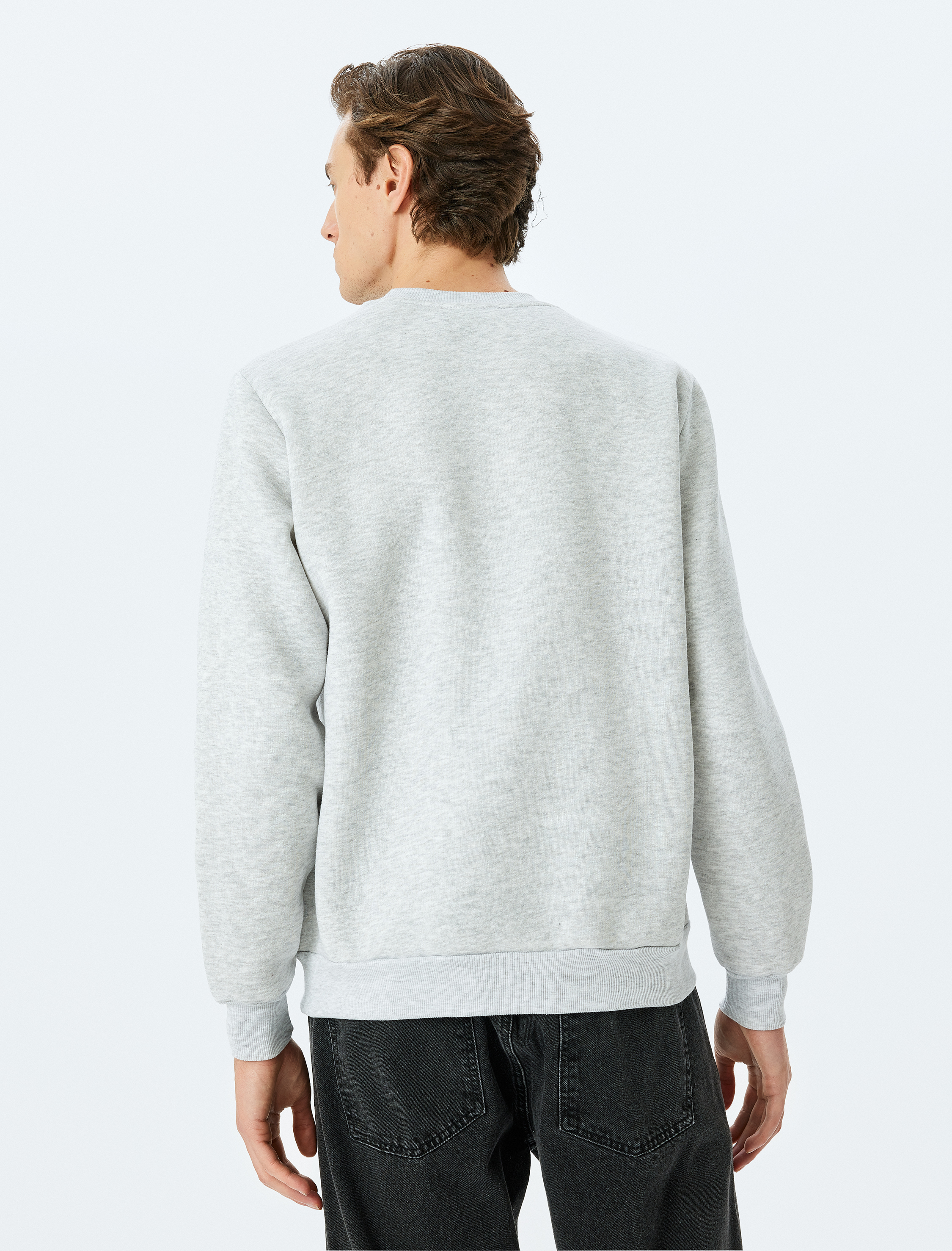   Bisiklet Yaka Şardonlu Slogan İşlemeli Sweatshirt