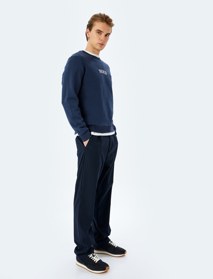  Bisiklet Yaka Pamuk Karışımlı Şardonlu Slogan İşlemeli Sweatshirt