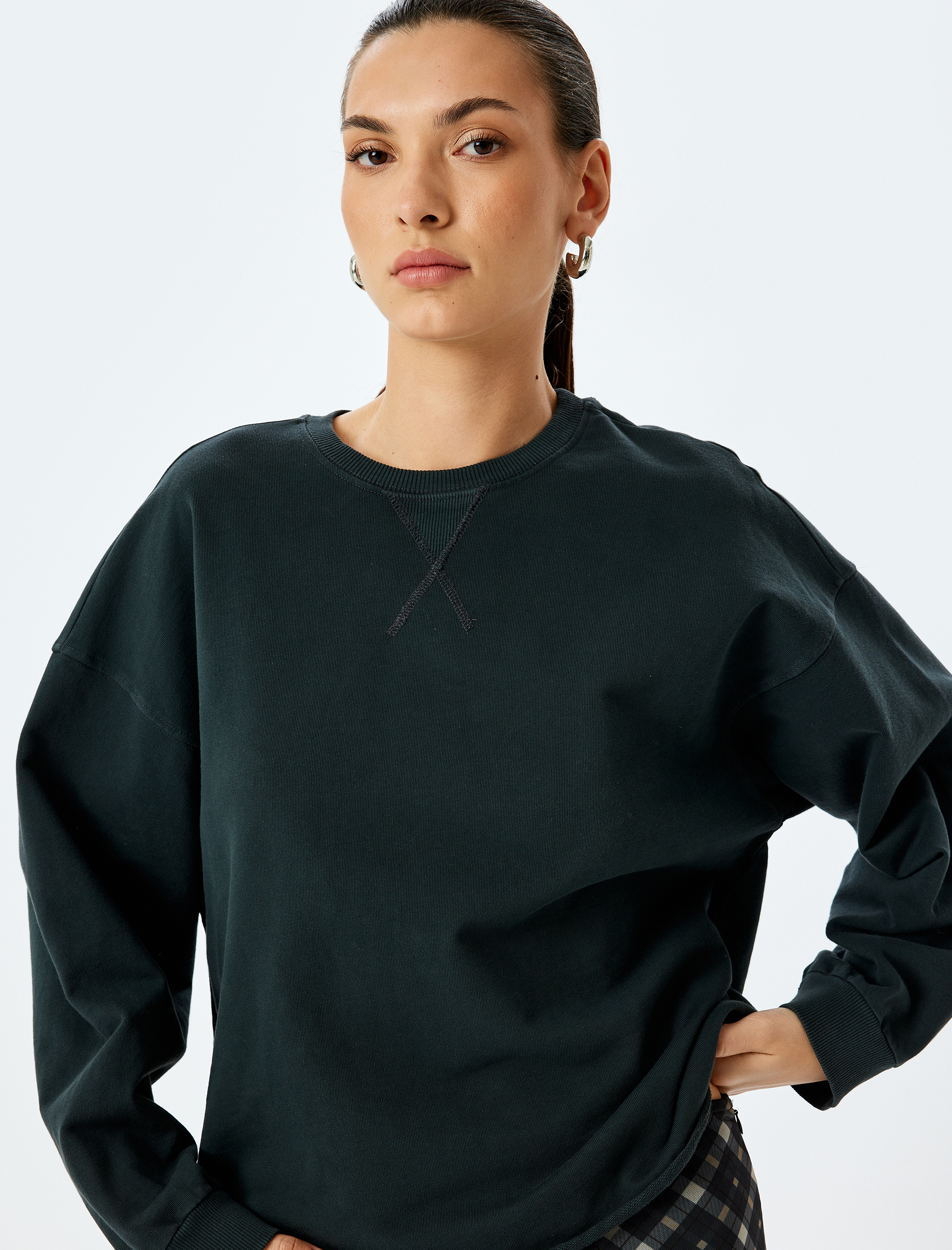   Pamuklu Bisiklet Yaka Uzun Kollu Oversize Sweatshirt