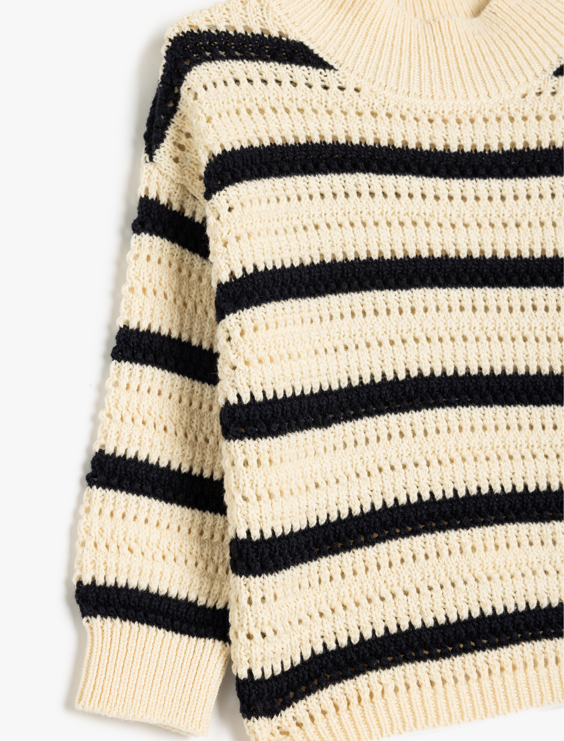  Kız Bebek Bisiklet Yaka Uzun Kollu Pamuk Karışımlı Crop Triko Kazak