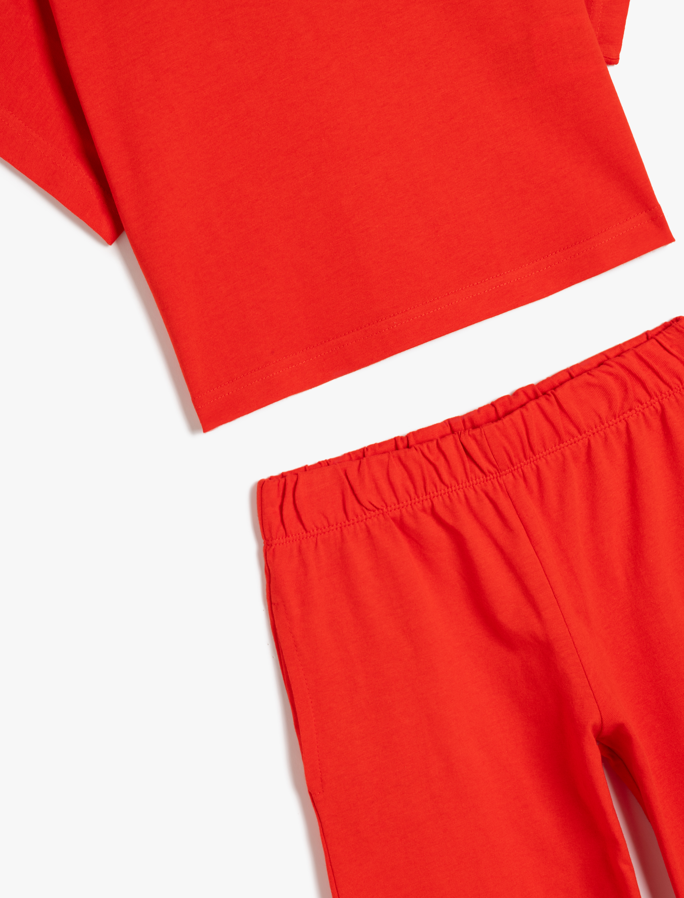  Kız Çocuk 2'li Pamuklu Kısa Kollu Tişört ve Pantolon Seti