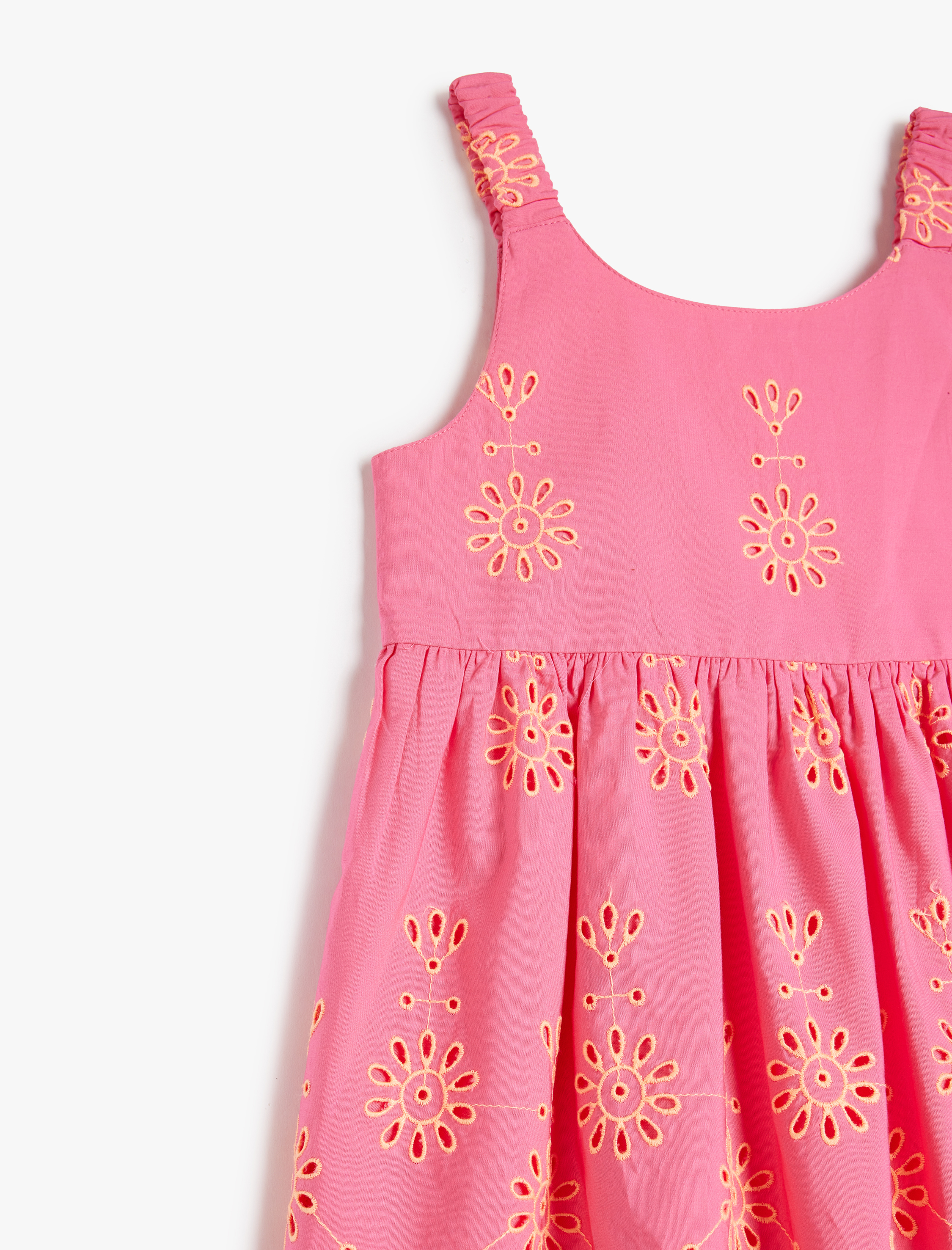  Kız Bebek Yuvarlak Yaka Nakış Detaylı Pamuklu Askılı Elbise