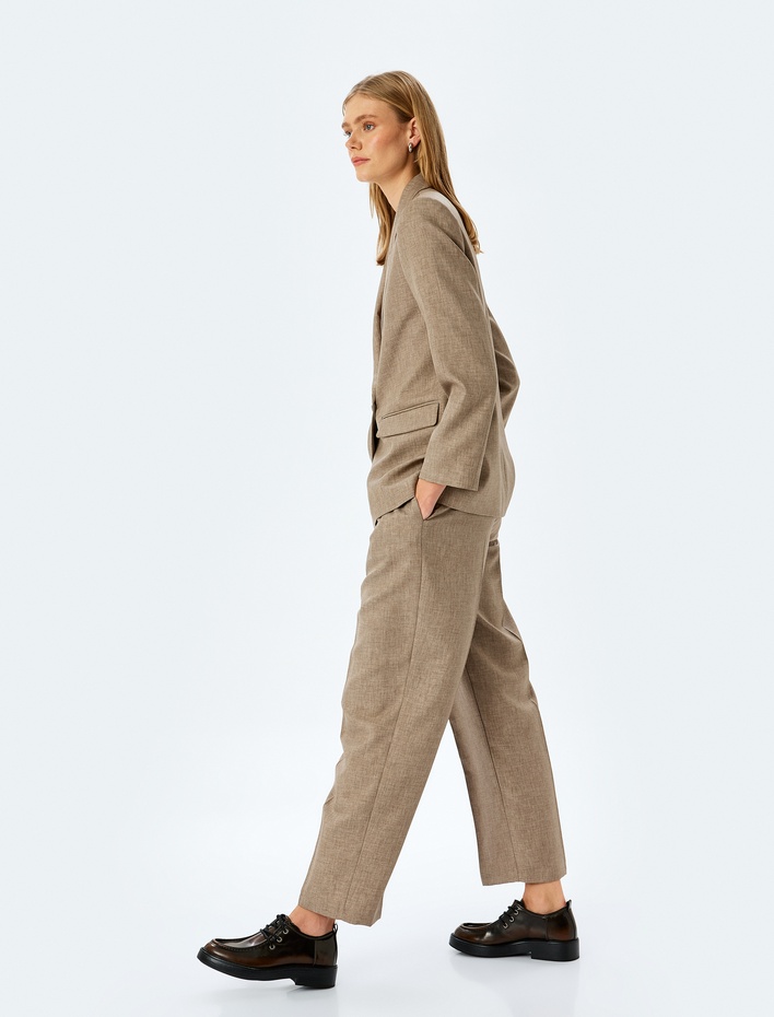  Cepli Yüksek Bel Havuç Kesim Kumaş Pantolon