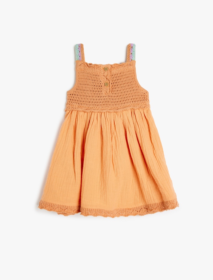 Kız Bebek Kelebek İşleme Detaylı Kare Yaka A Kesim Pamuklu Askılı Elbise