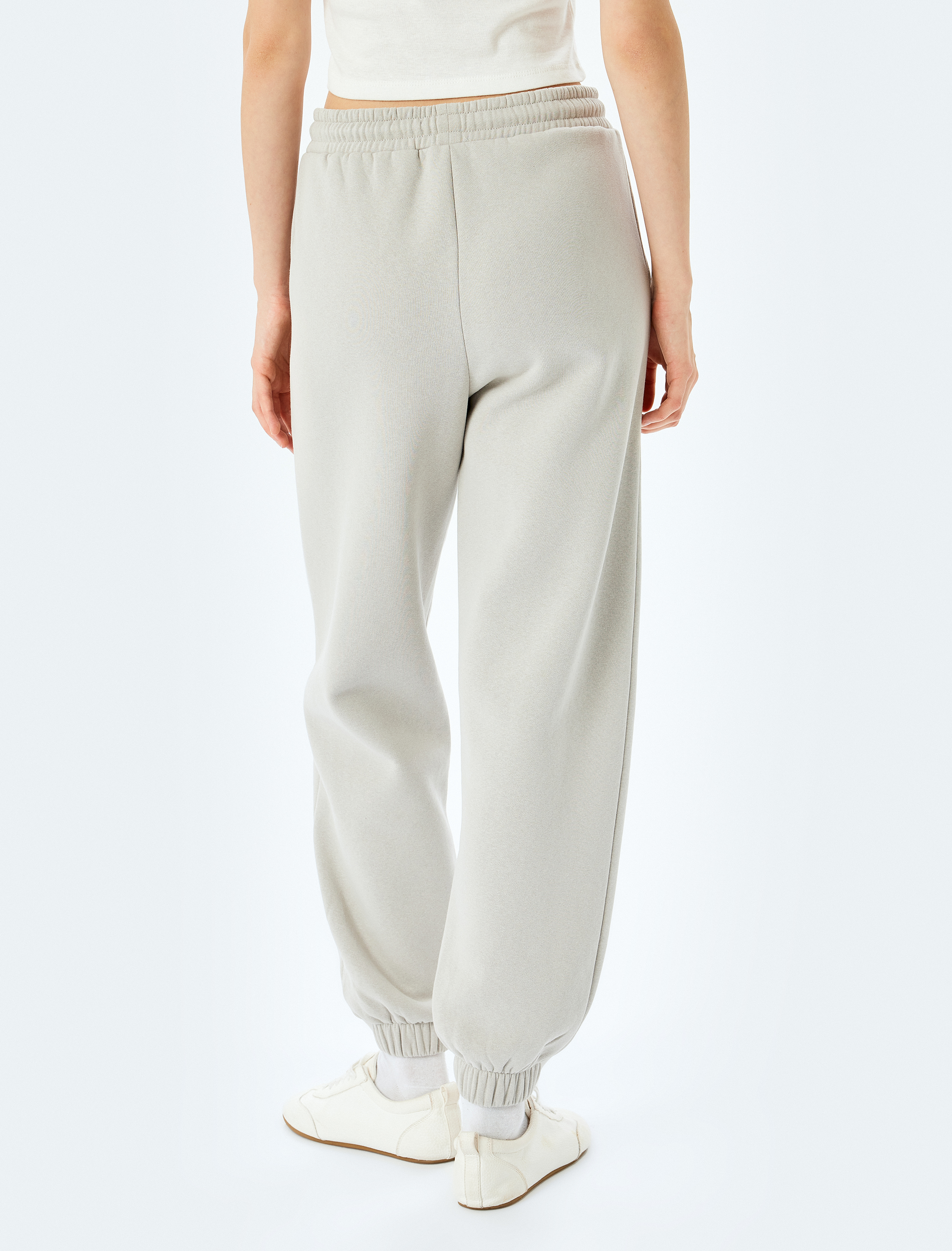   Jogger Eşofman Altı Beli Bağcıklı Cepli Standart Bel Rahat Kalıp