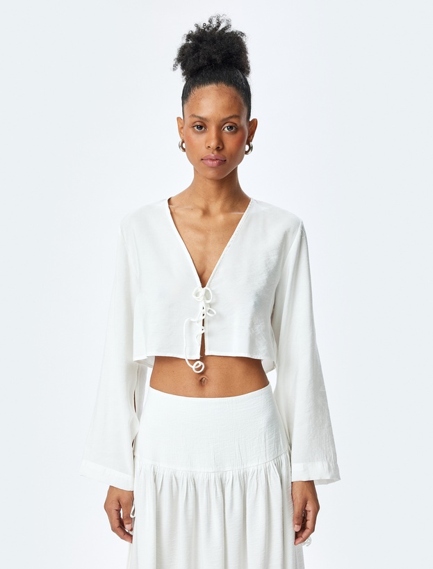 Modal Kumaş Bağlama Detaylı Uzun Geniş Kollu Crop Bluz_2