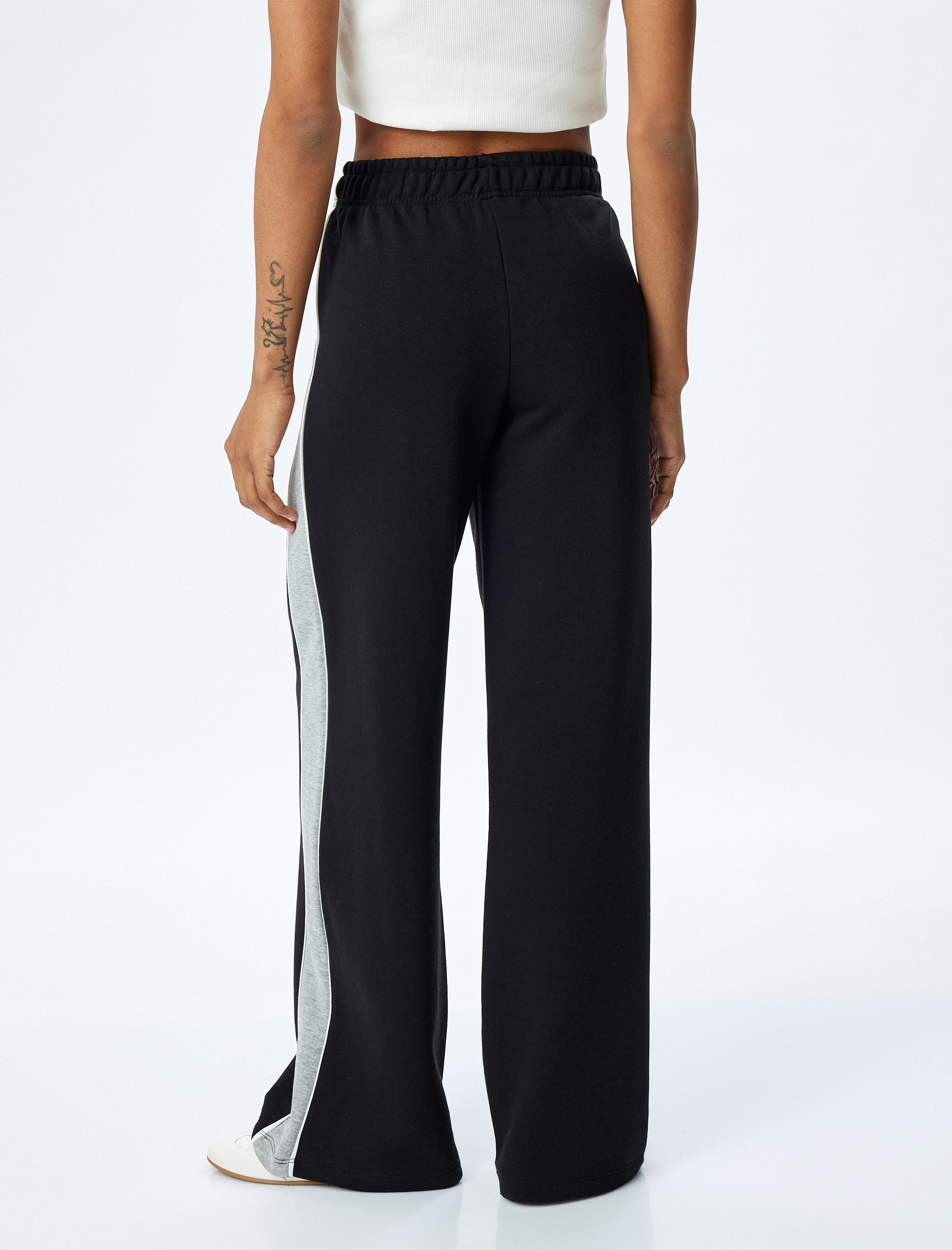   Cepli Yanları Çizgili Geniş Paça Eşofman Altı