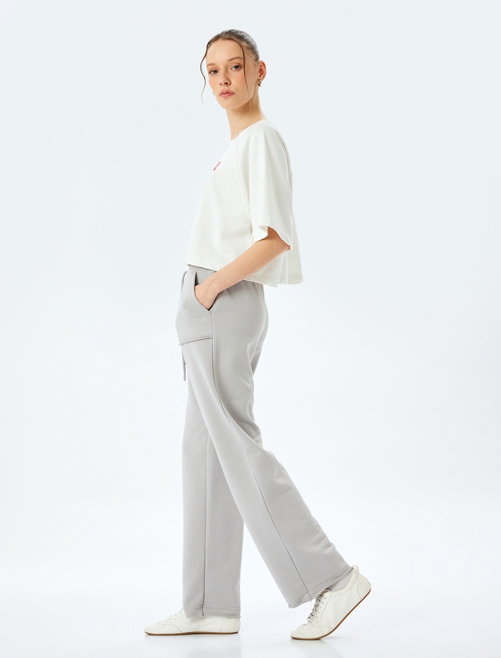  Yüksek Bel Bağcıklı Kesik Paça Cepli Eşofman Altı