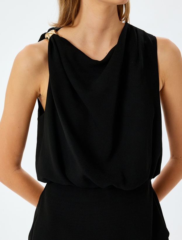 Slim Fit Aksesuar Detaylı Kolsuz Şort Tulum_4