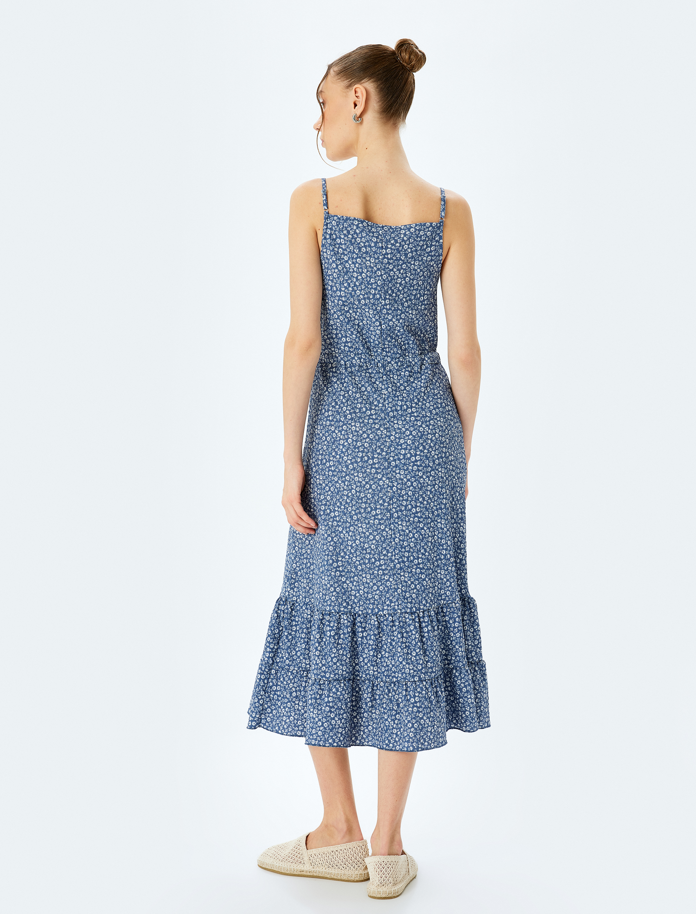 İp Askılı Çiçek Desenli Volanlı Beli Bağcıklı Midi Elbise Bürümcük