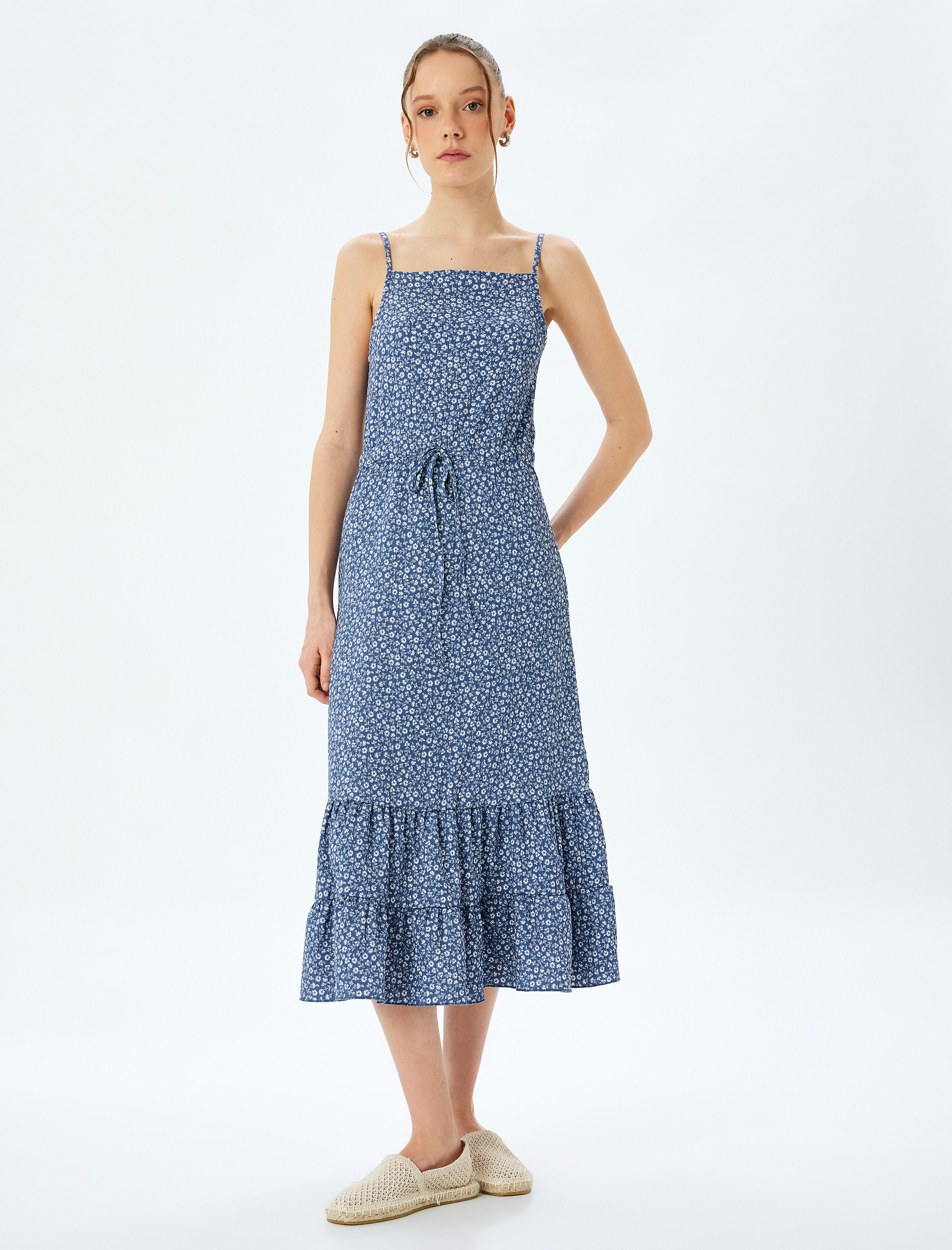 İp Askılı Çiçek Desenli Volanlı Beli Bağcıklı Midi Elbise Bürümcük