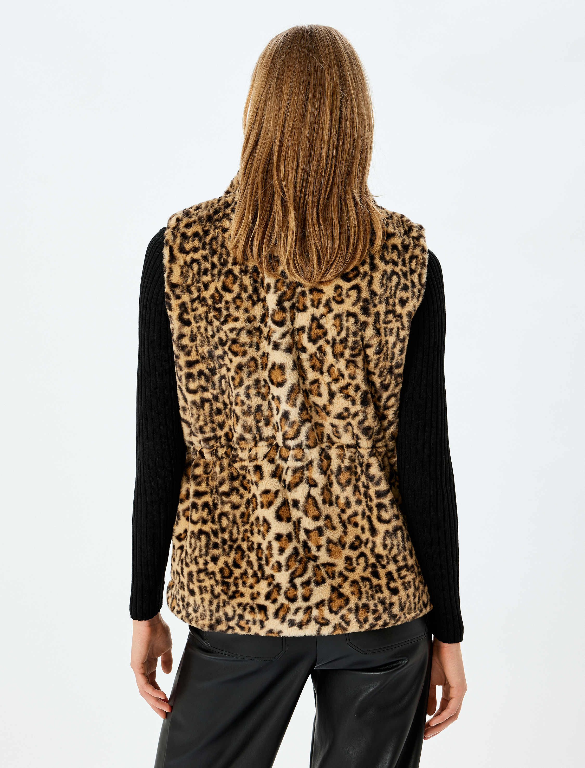   Kolsuz Leopar Desenli Suni Kürk Yelek