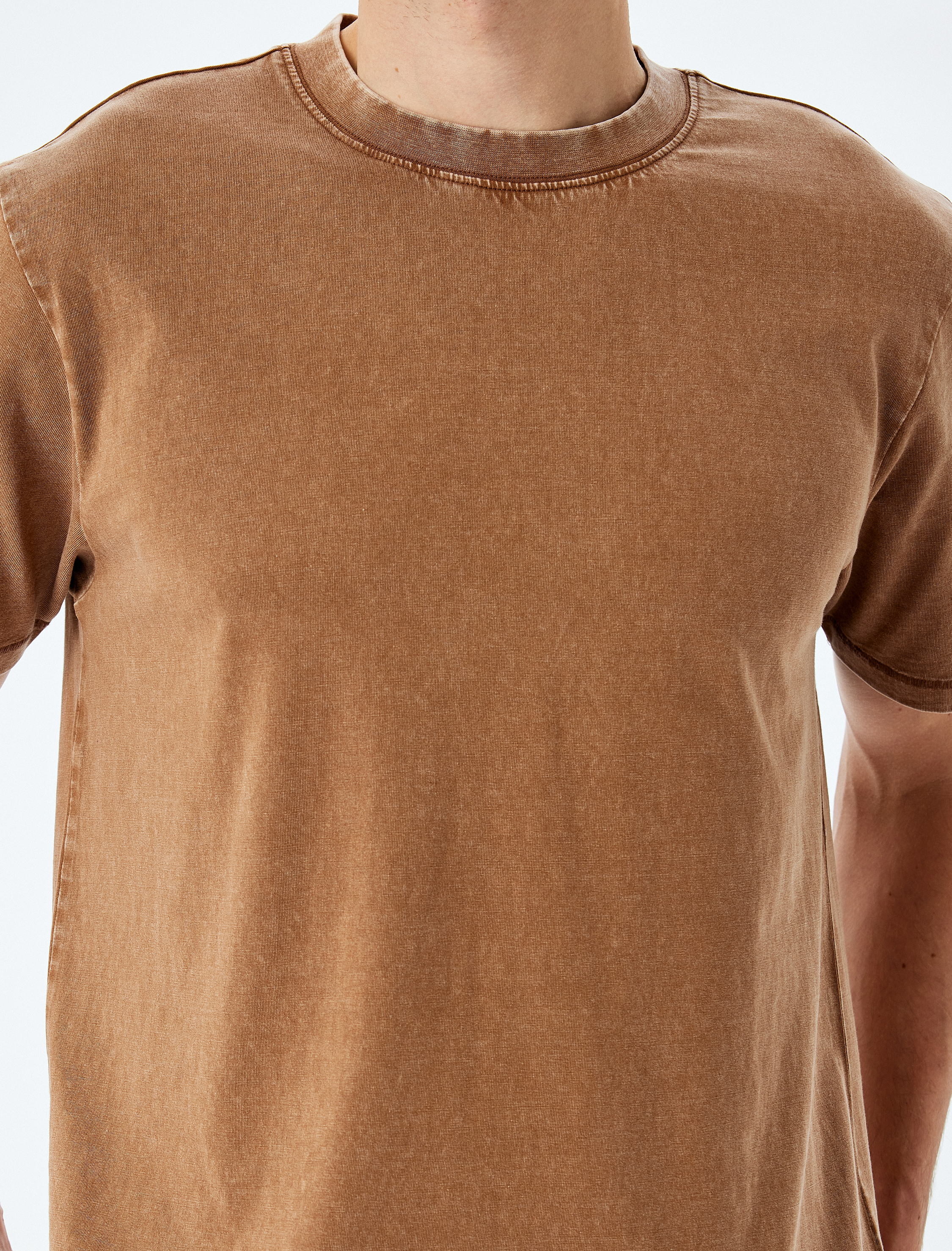   Pamuklu Yıkamalı Regular Fit Kısa Kollu Bisiklet Yaka Tişört