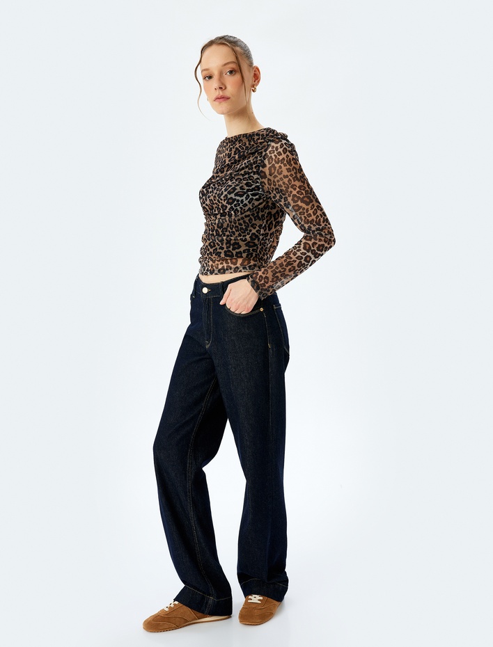  Leopar Drape Detaylı Uzun Kollu Bisiklet Yaka Tül Tişört