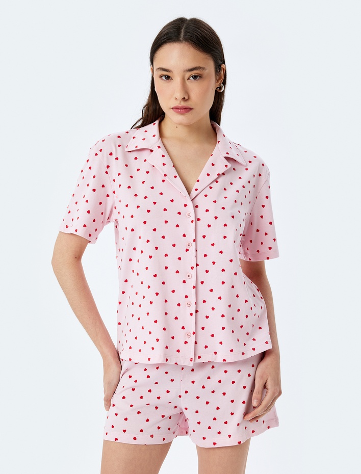  Pamuklu Gömlek Yaka Kalpli Şortlu Pijama Takımı