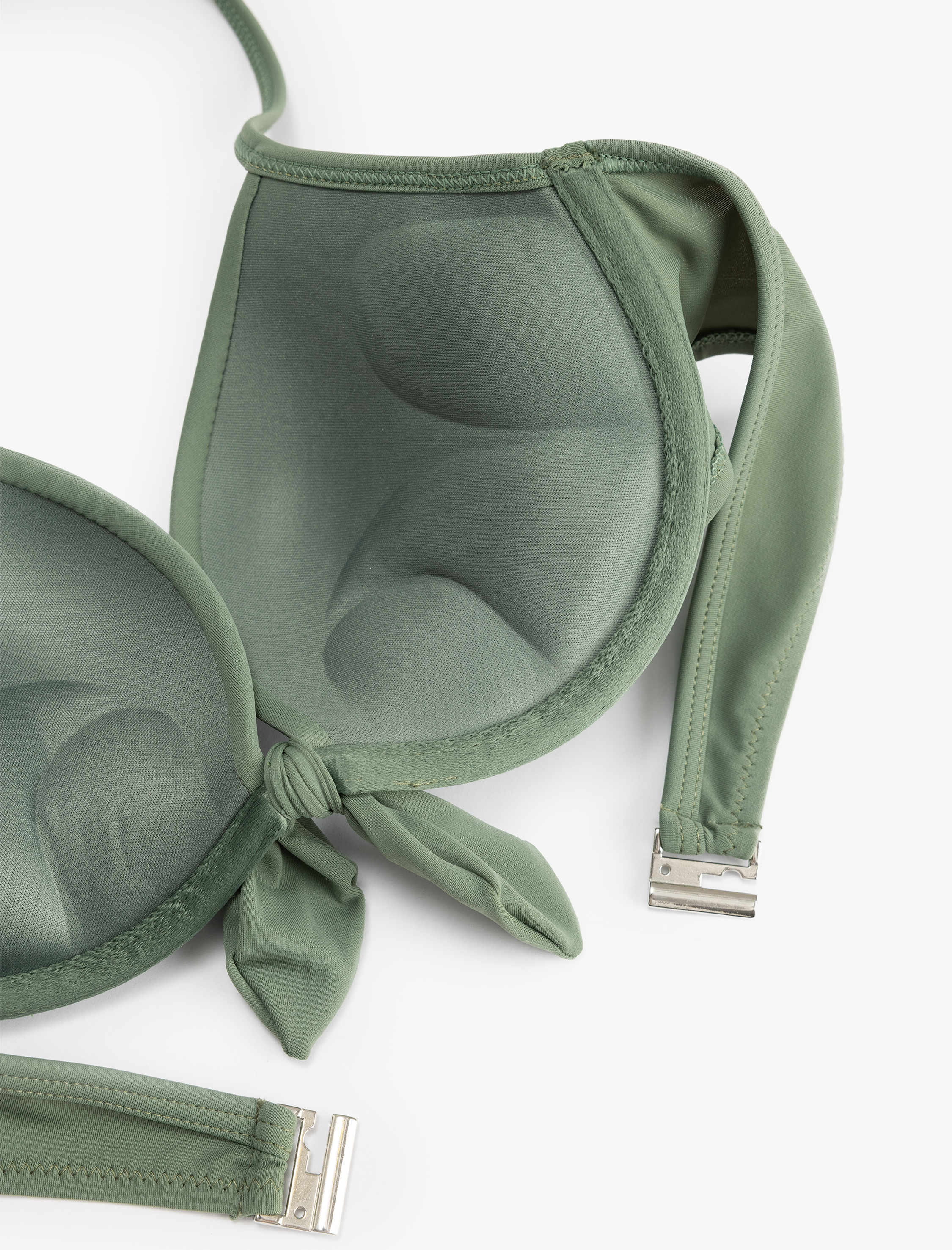   Fiyonk Detaylı Dolgulu Destekli Push-Up Bikini Üstü