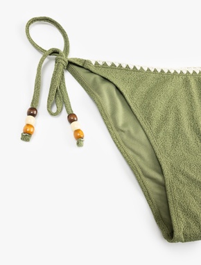 Kroşe Detaylı Boncuklu Yanları İpli Bikini Altı_2