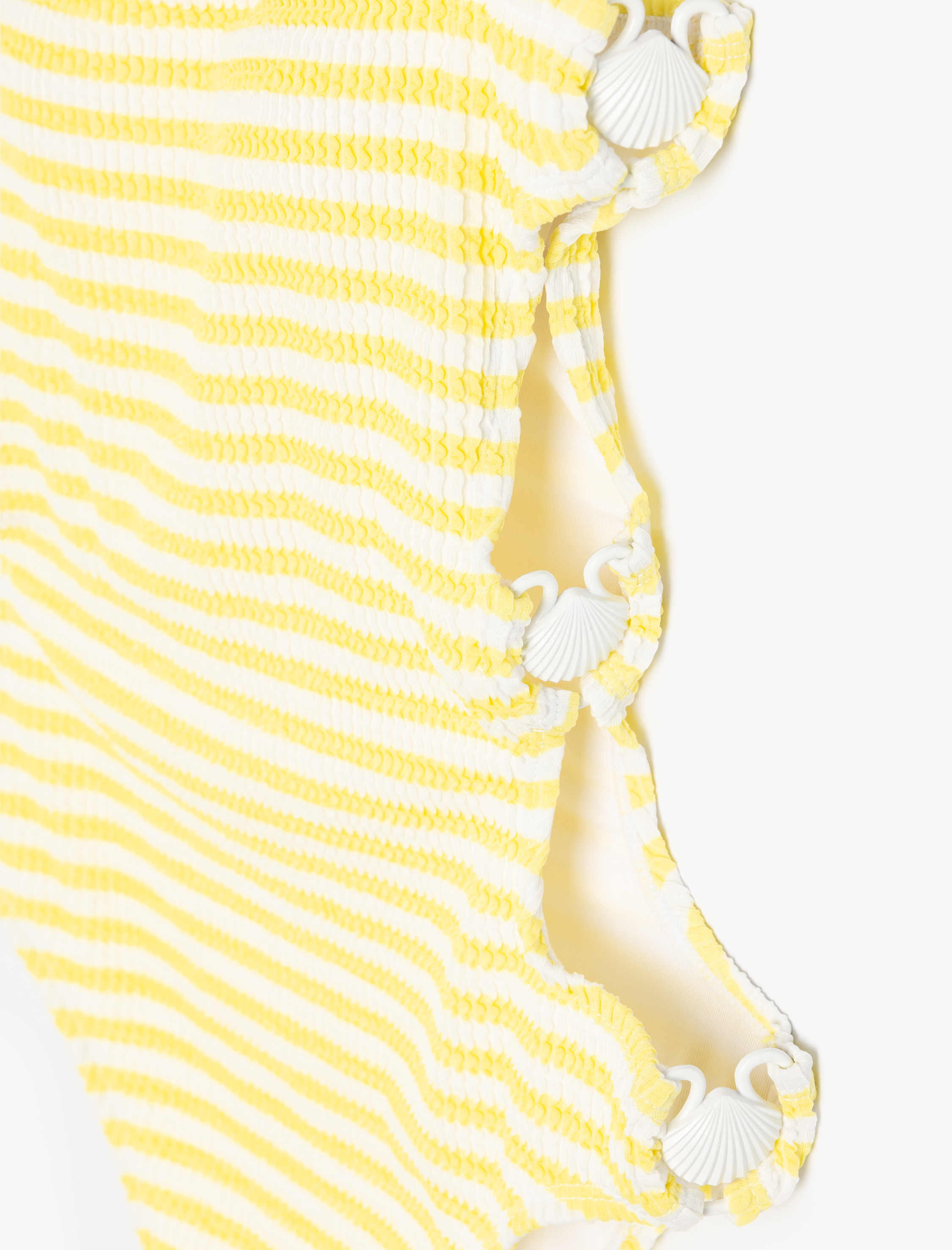   Koton X Sibil Çetinkaya - Deniz Kabuğu Aksesuar Detaylı Çizgili Straplez Mayo