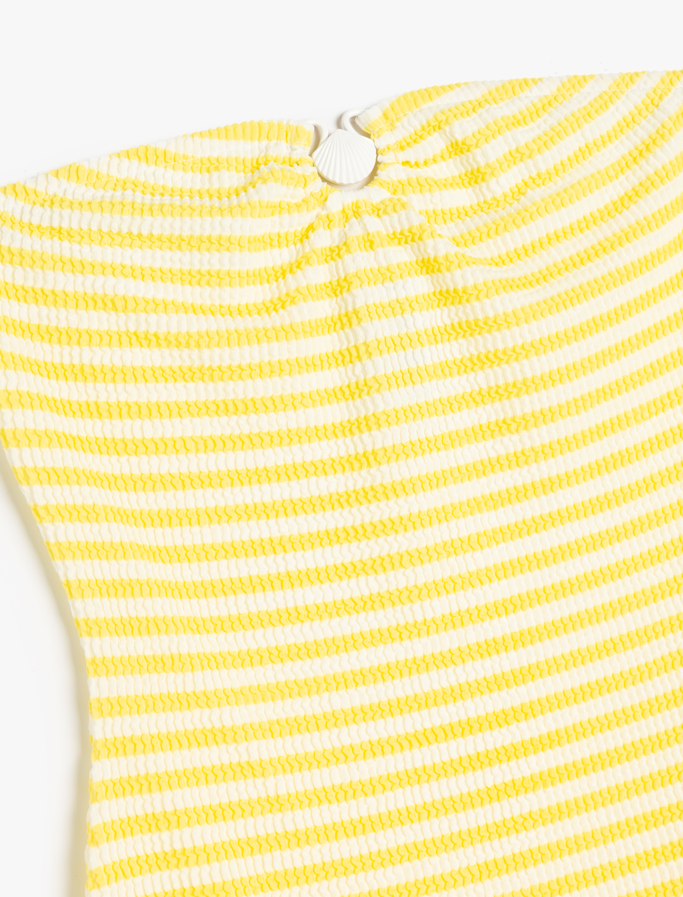   Deniz Kabuğu Aksesuarlı Dokulu Çizgili Mini Straplez Plaj Elbisesi