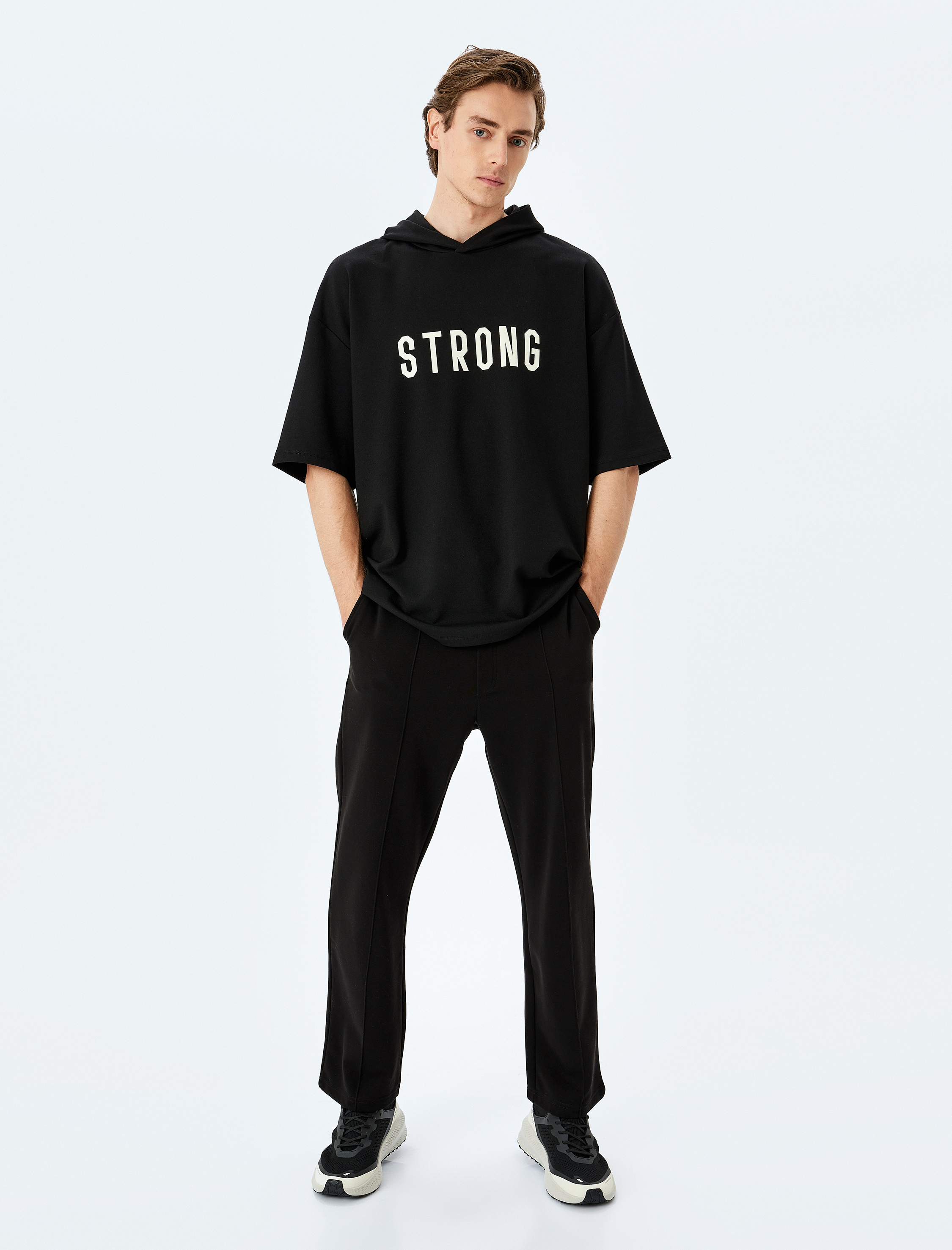 Koton Erkek Kapşonlu İşlemeli Şardonlu Kısa Kollu Oversize Spor Sweatshirt -1