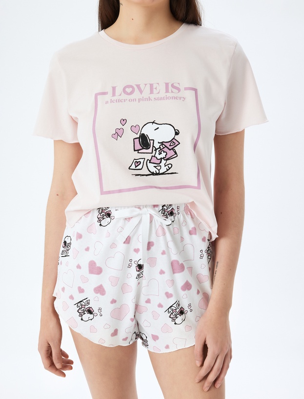Pamuklu Lisanslı Snoopy Baskılı Kısa Kollu Şortlu Pijama Takımı_4