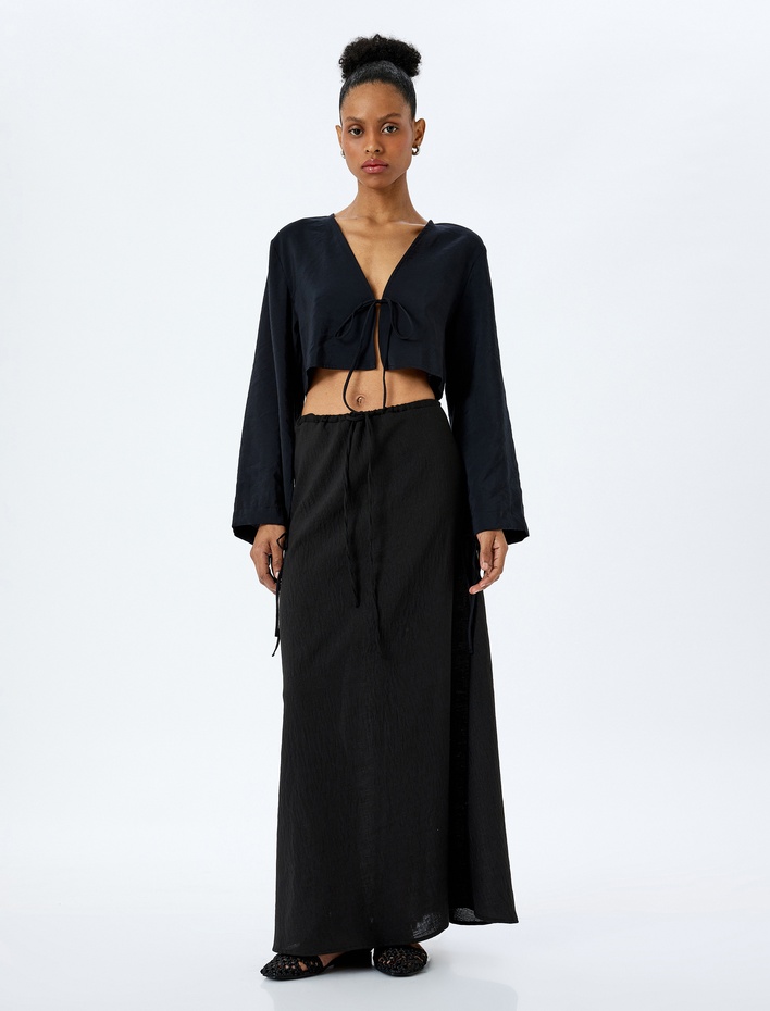  Modal Kumaş Bağlama Detaylı Uzun Geniş Kollu Crop Bluz