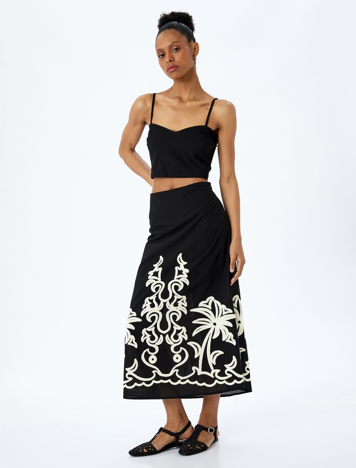  Astarlı Bol Kalıp Etnik Desenli Midi Boy Kloş Etek