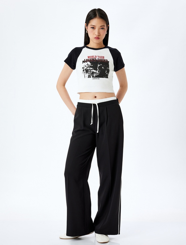  Baskılı Kısa Kollu Bisiklet Yaka Slim Fit Crop Tişört
