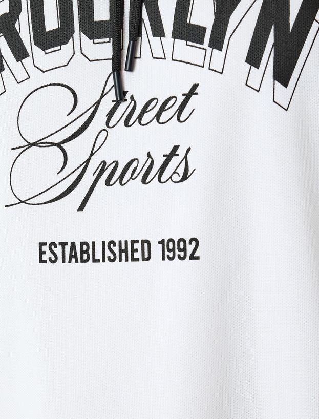 Slogan Baskılı Renk Kontrastlı Kapşonlu Kolsuz Spor Atlet_5