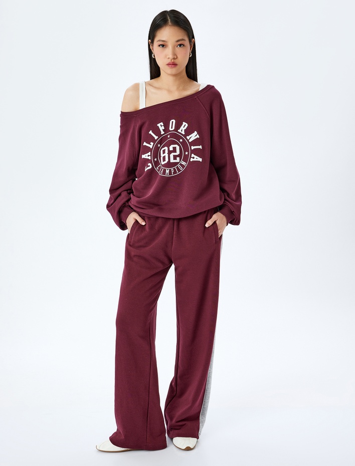 Kolej Baskılı Omzu Açık Kayık Yaka Oversize Sweatshirt