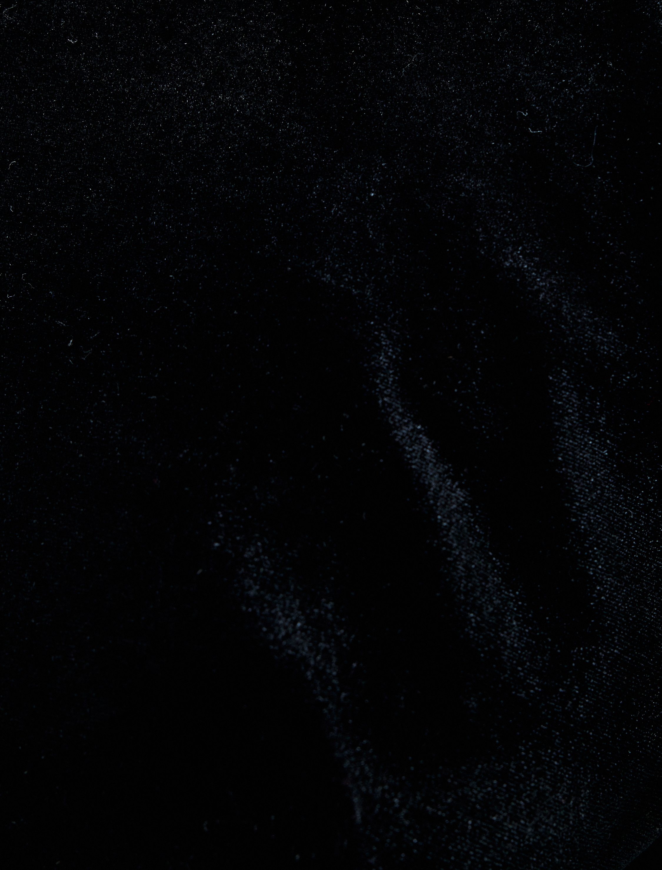   Slim Fit Arkası Fiyonk Detaylı Kalın Askılı Kadife Bluz