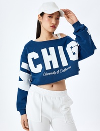 Şardonlu Slogan Baskılı Kayık Yaka Uzun Kollu Crop Sweatshirt