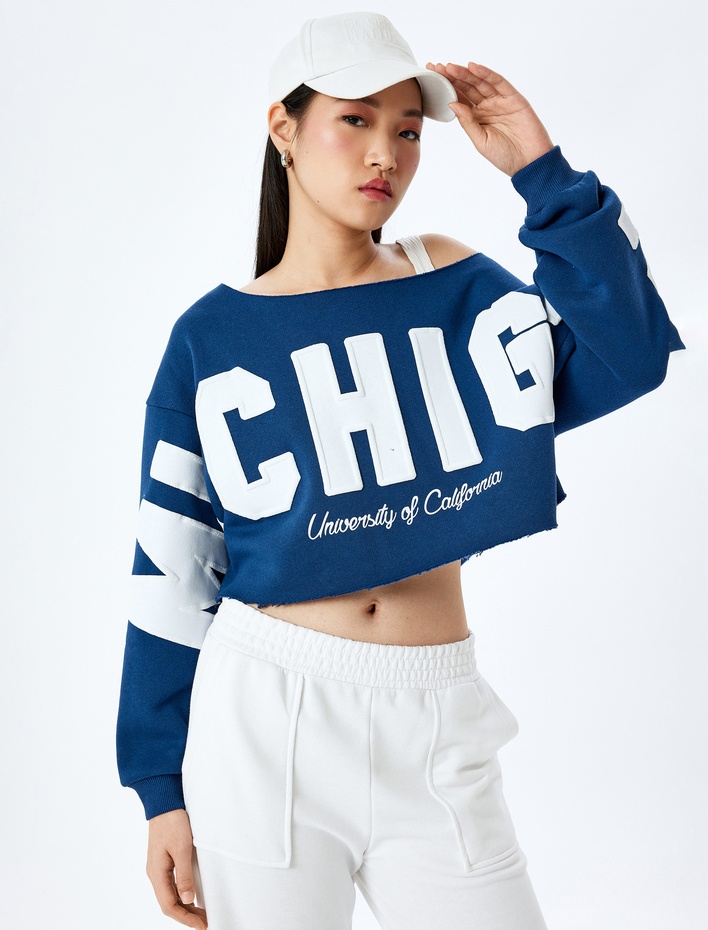  Slogan Baskılı Kayık Yaka Uzun Kollu Crop Sweatshirt