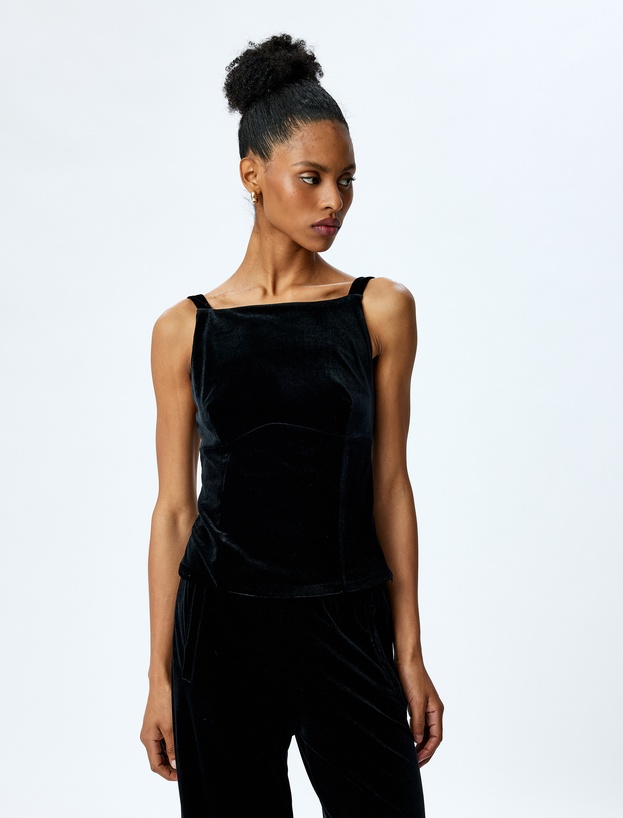 Slim Fit Arkası Fiyonk Detaylı Kalın Askılı Kadife Bluz_2