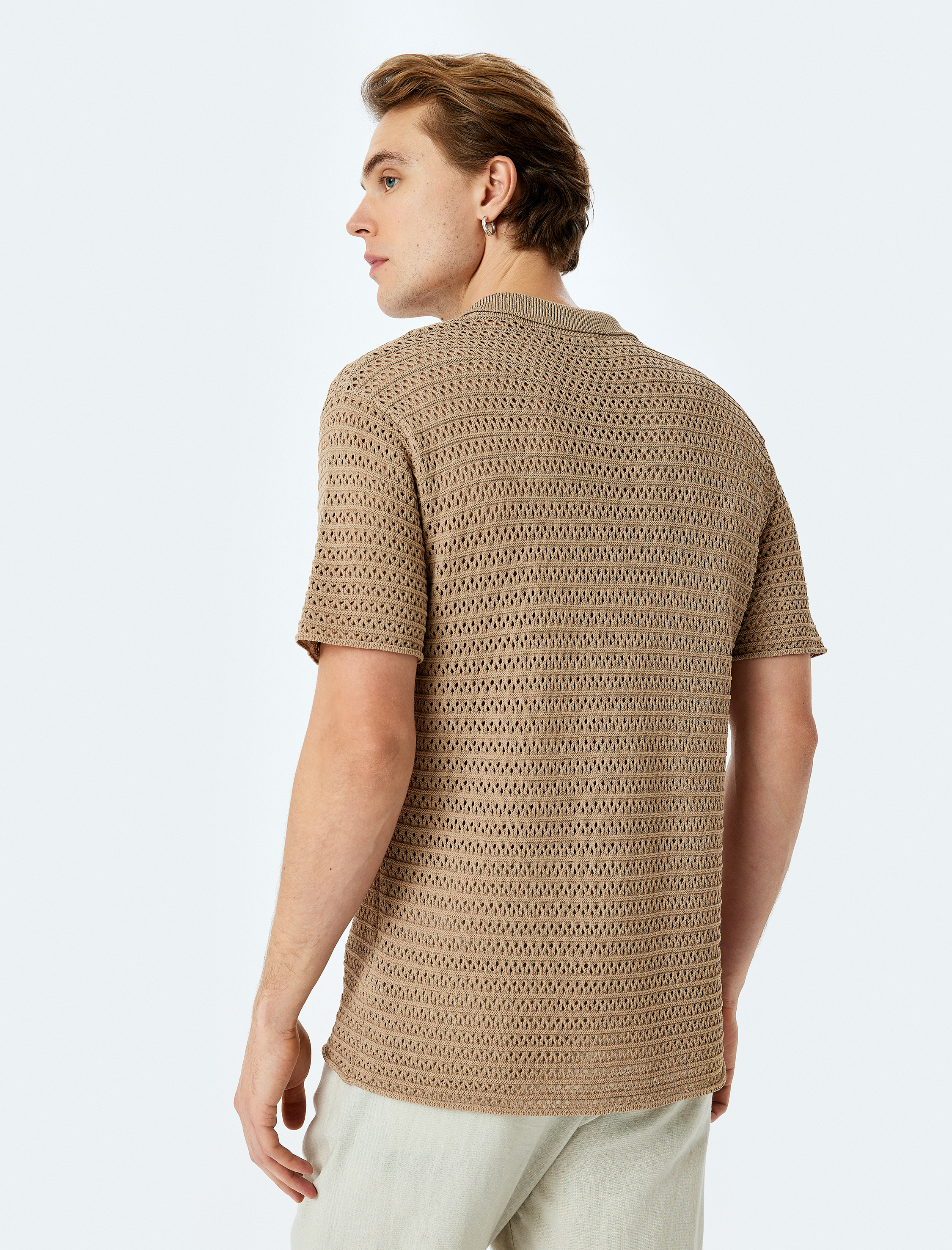   Viskon Karışımlı Polo V Yaka Dokulu Kısa Kollu Triko Tişört