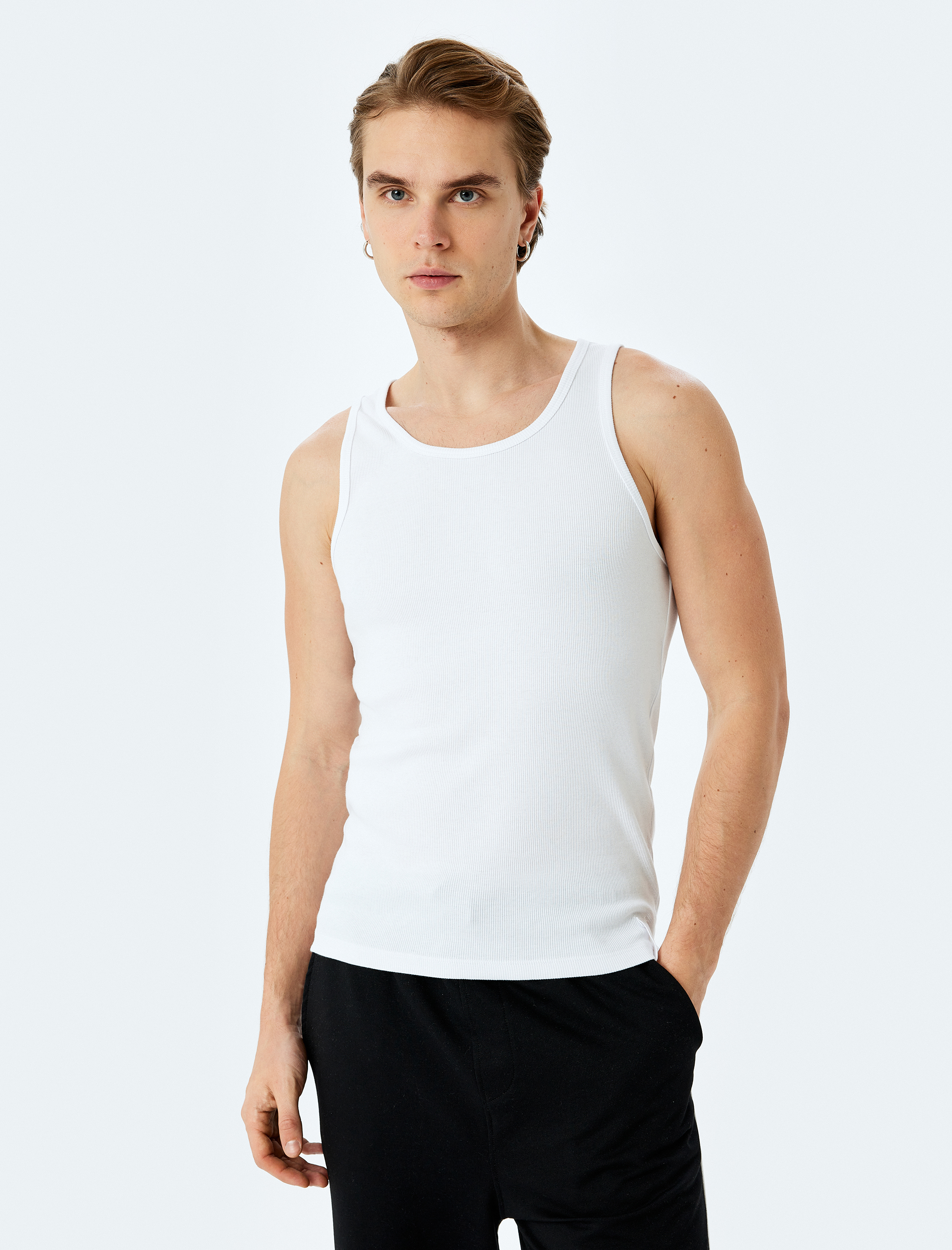   Bisiklet Yaka Slim Fit Kolsuz Fitilli Basic Atlet