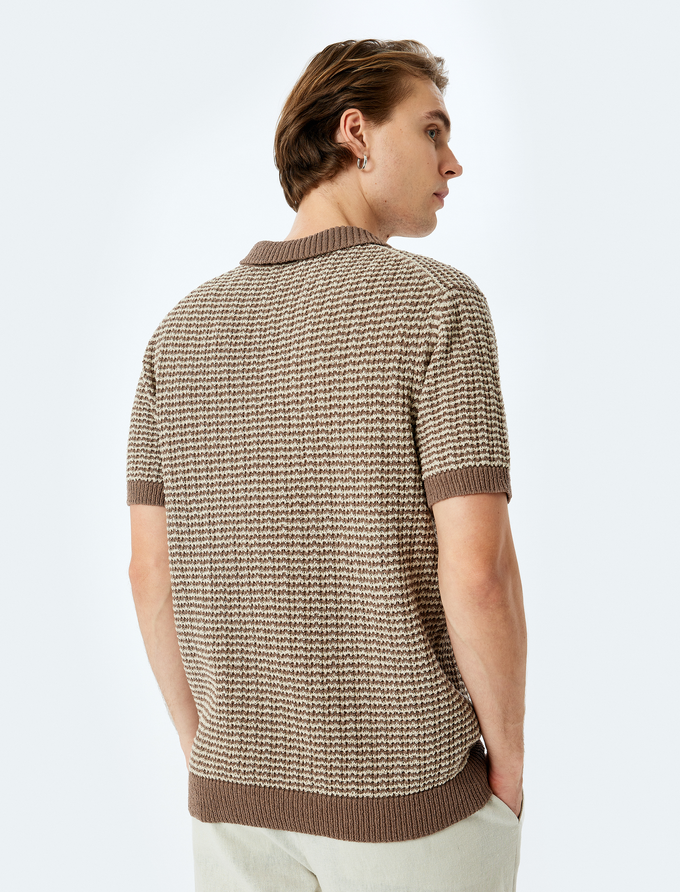   Pamuk Karışımlı Polo V Yaka Çizgili Kısa Kollu Triko Tişört