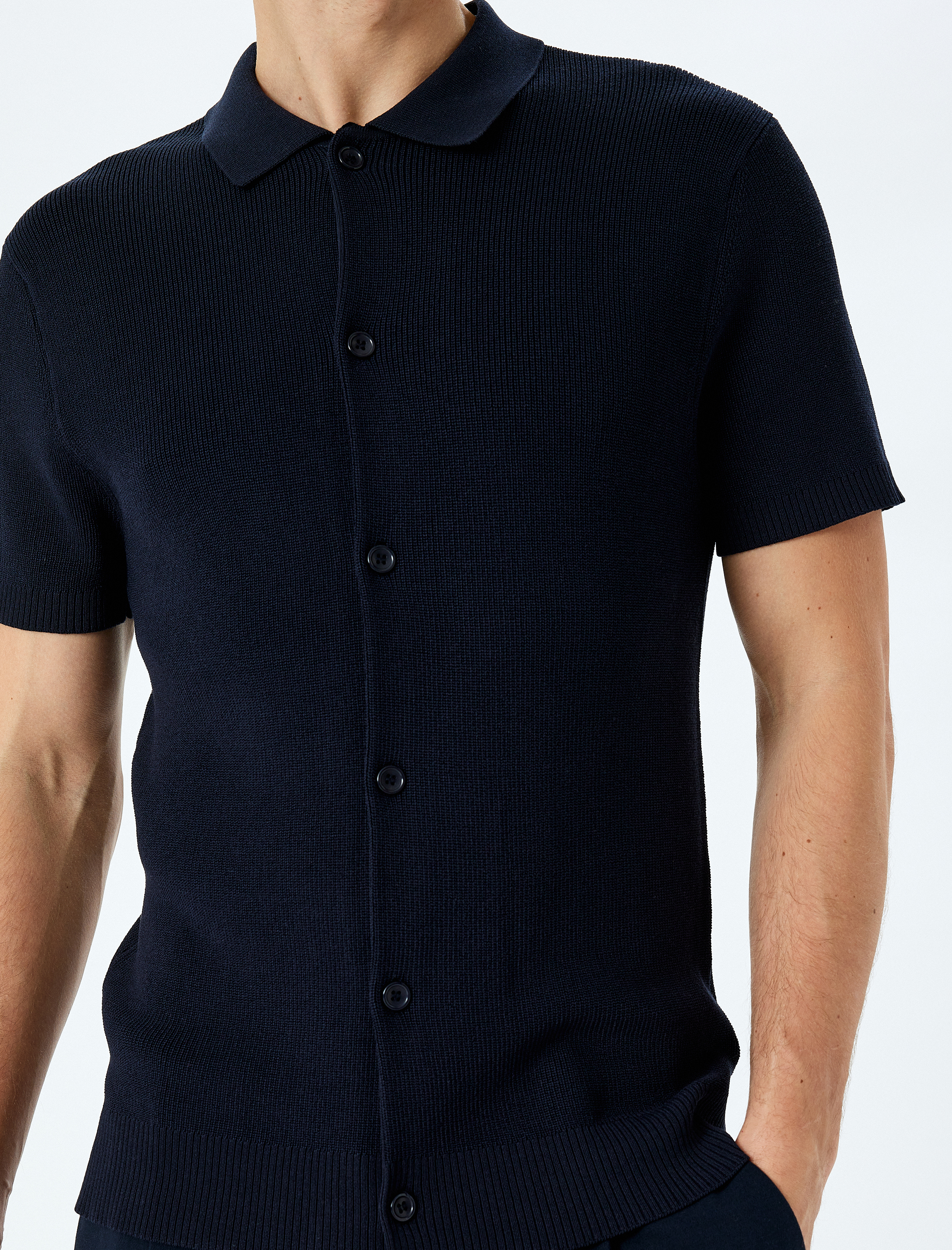 Viskon Kısa Kollu Düğmeli Polo Yaka Triko Tişört