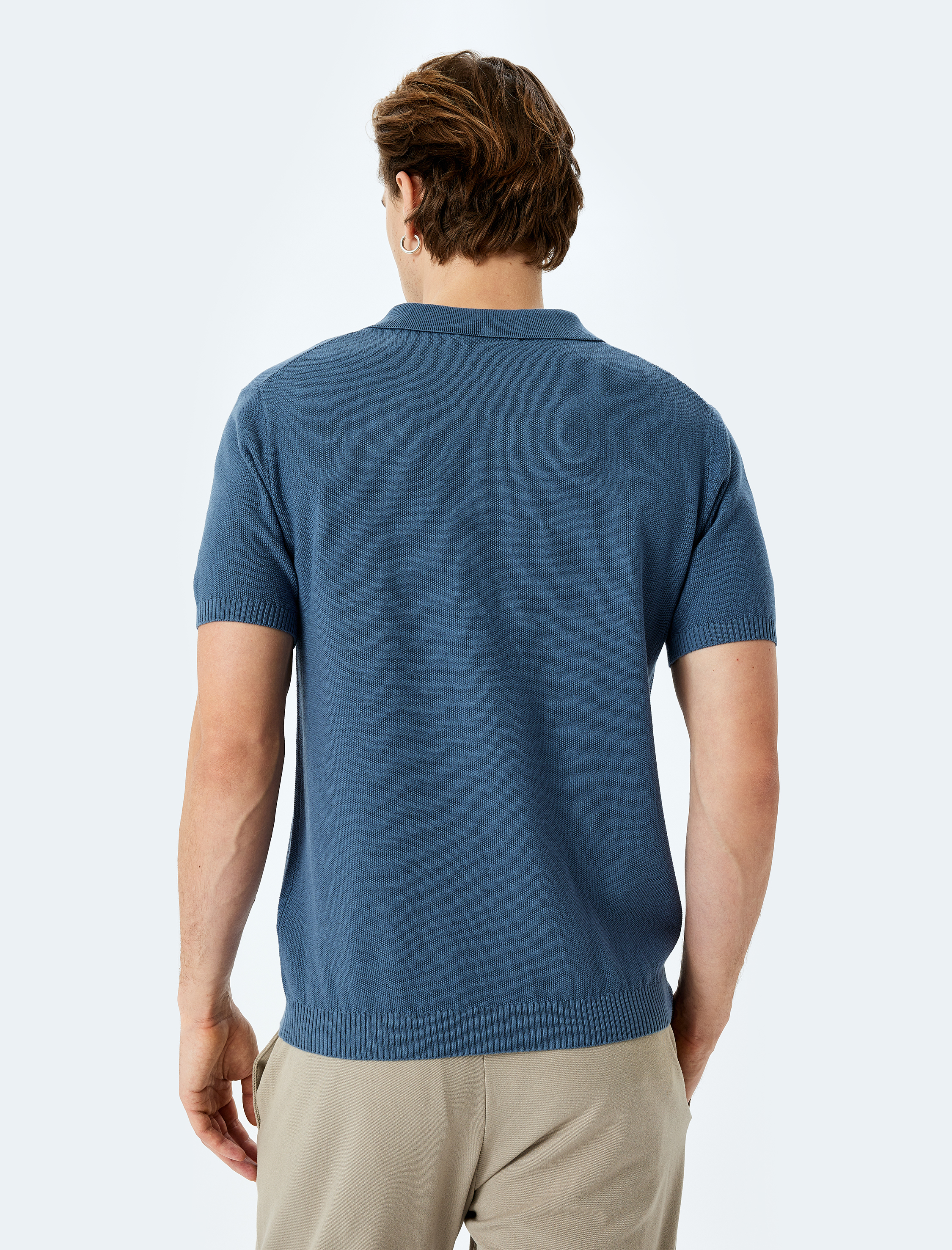   Pamuklu V Polo Yaka Kısa Kollu Triko Tişört