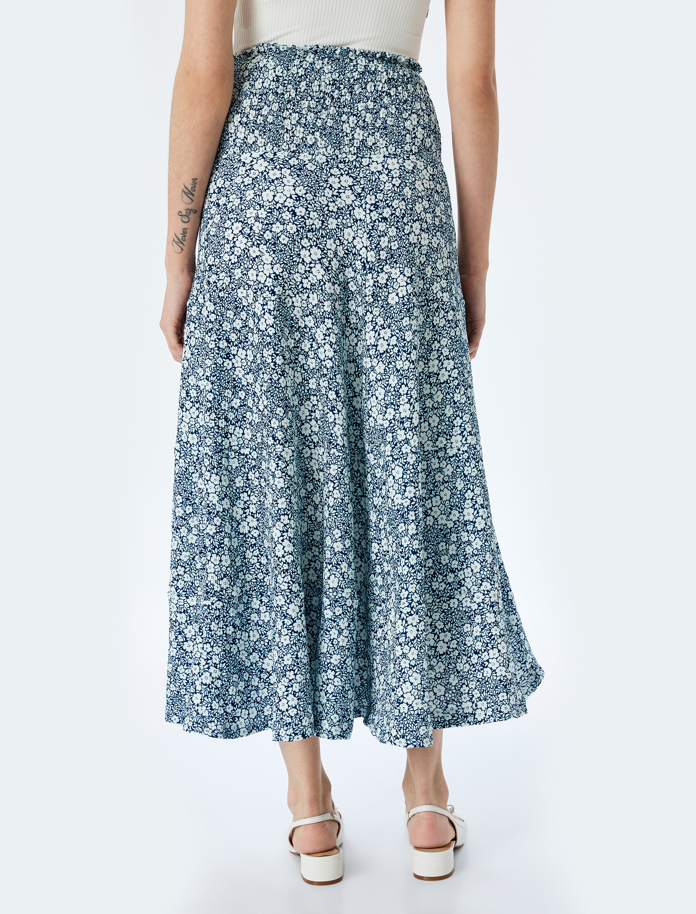   Yüksek Bel Lastikli Çiçek Desenli Midi Etek Bürümcük