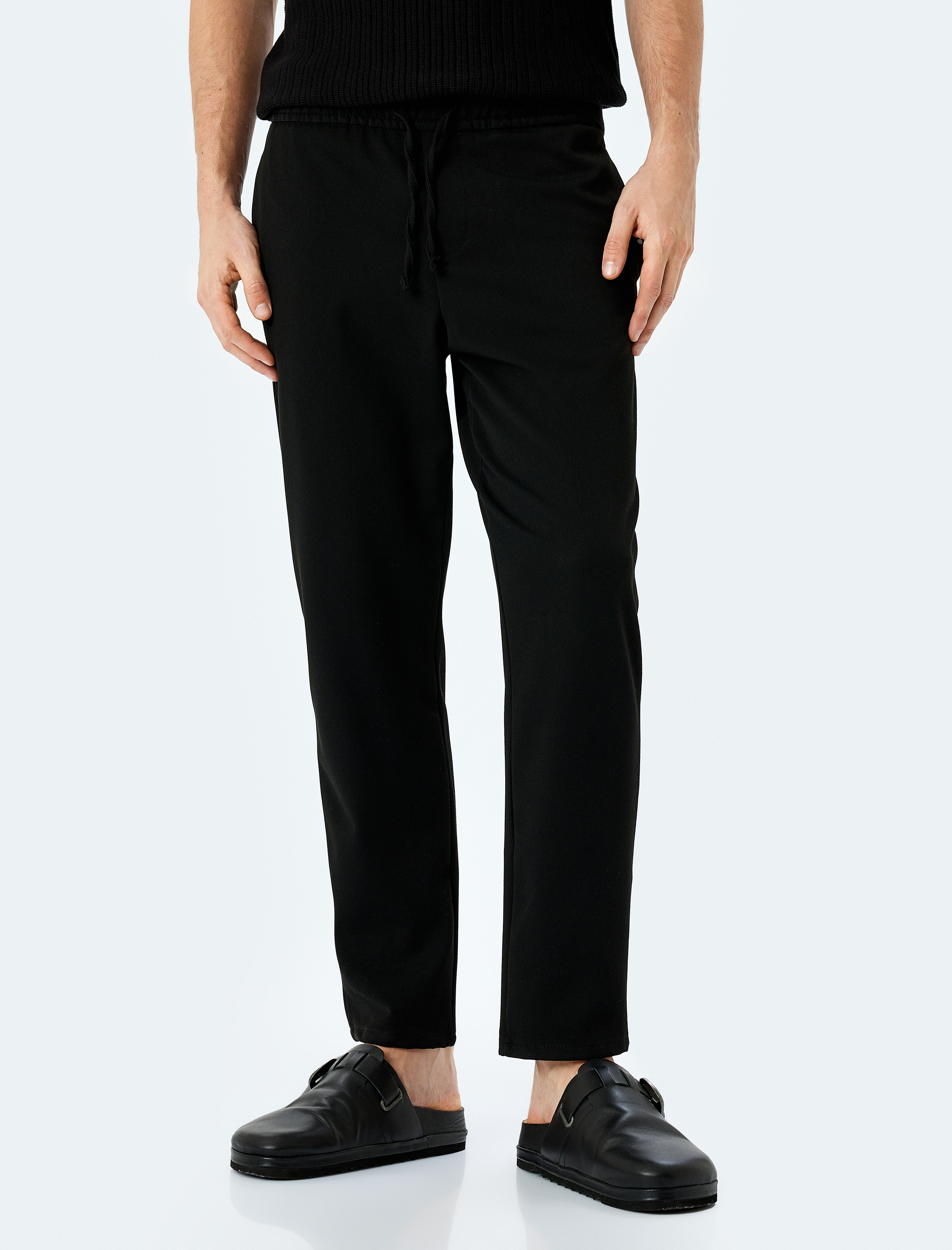   Viskon Karışımlı Cep Detaylı Beli Bağcıklı Pantolon