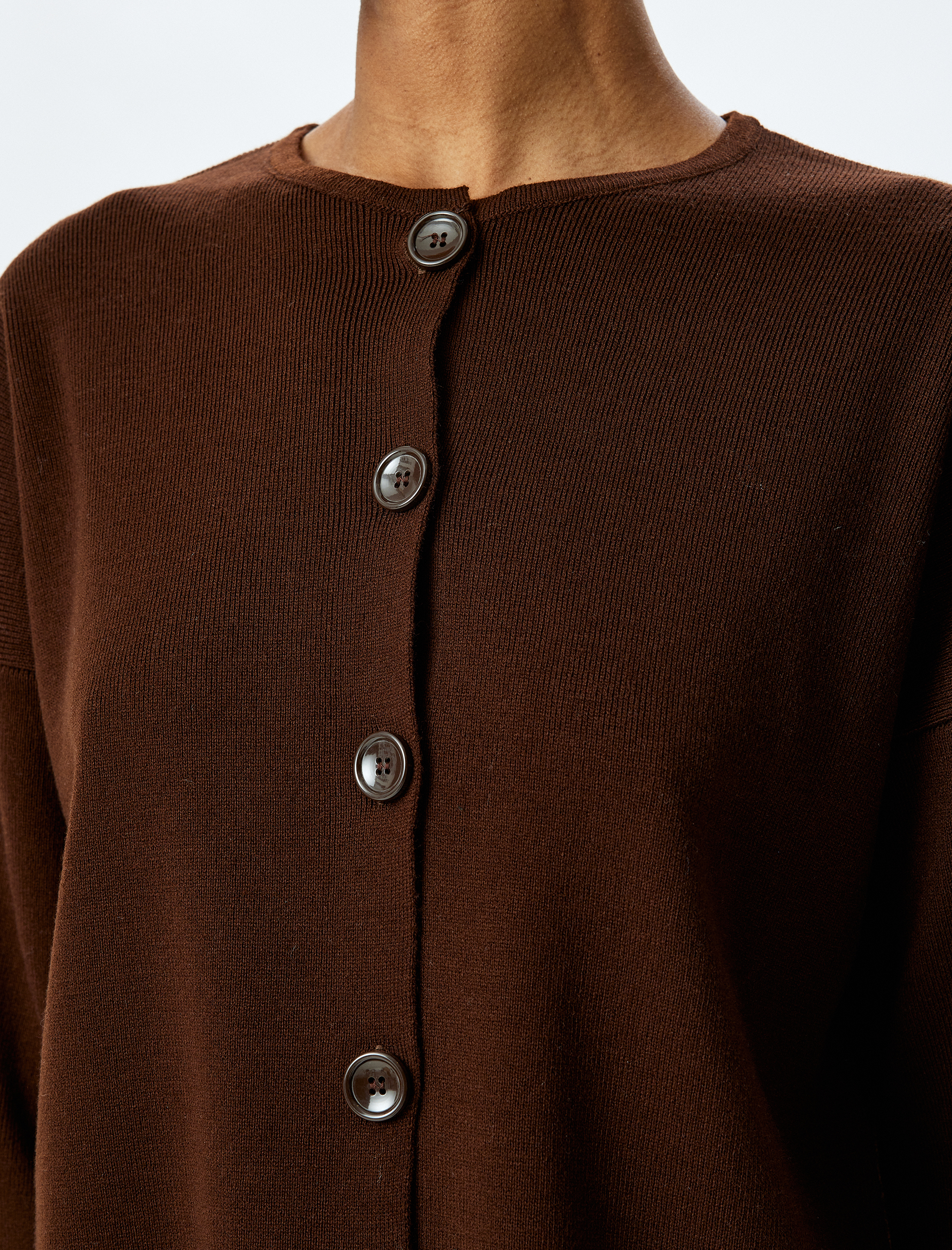   Uzun Kollu Bisiklet Yaka Düğmeli Triko Hırka