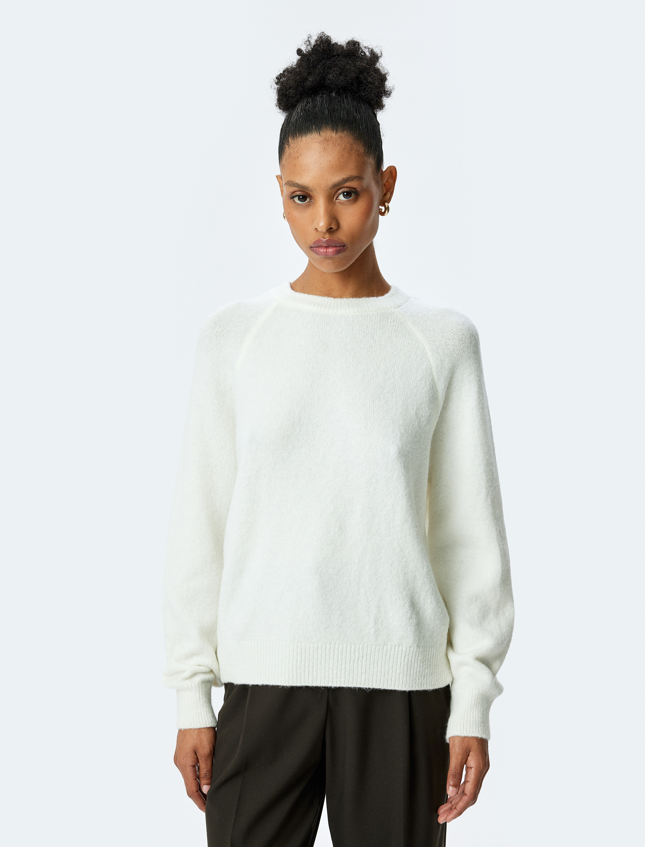   Yumuşak Dokulu Uzun Kollu Bisiklet Yaka Triko Kazak