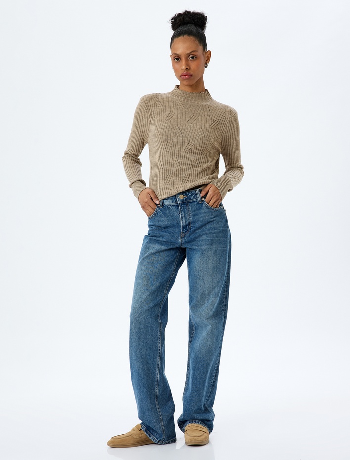  Dik Yaka Uzun Kollu Ajurlu Triko Kazak