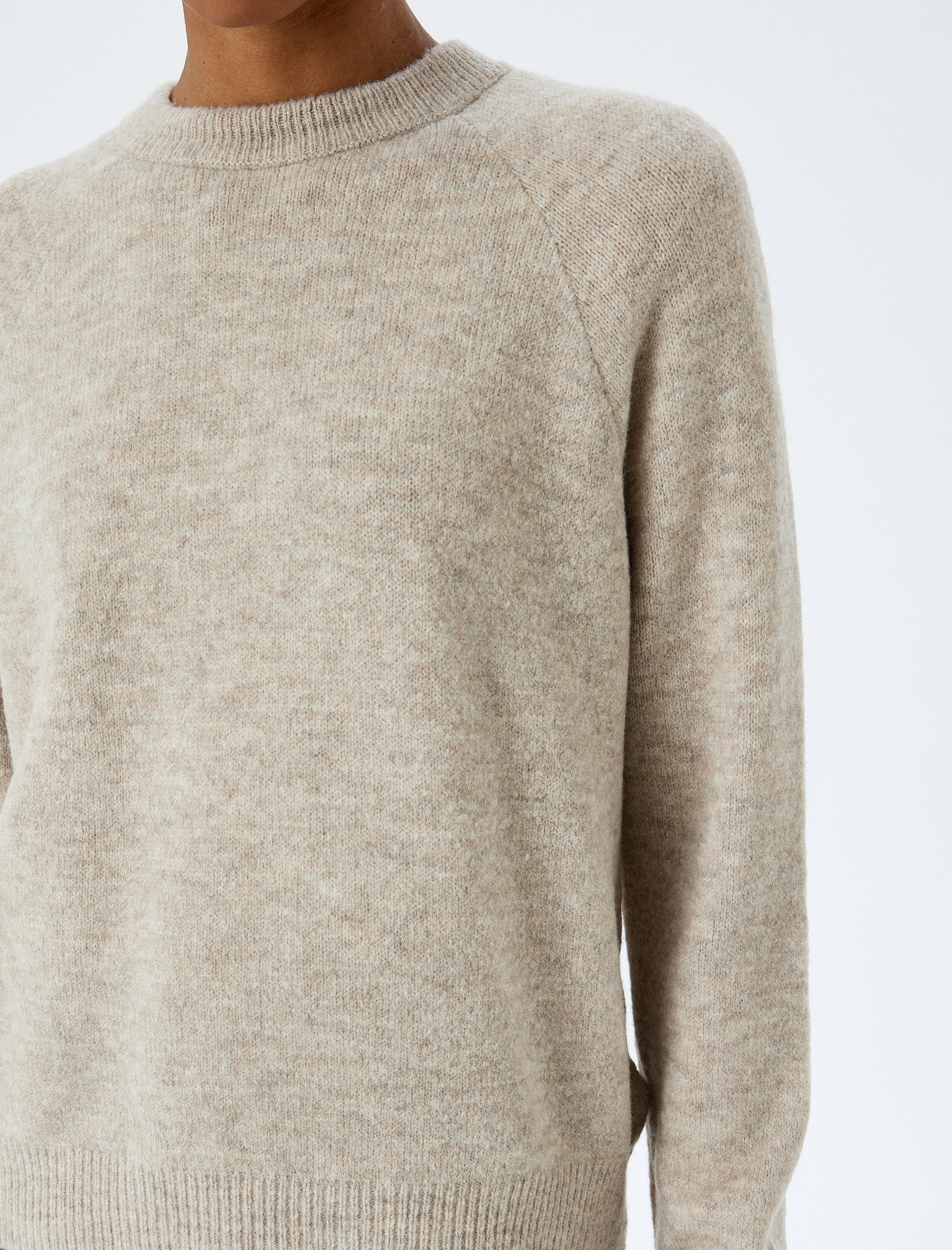   Yumuşak Dokulu Uzun Kollu Bisiklet Yaka Triko Kazak