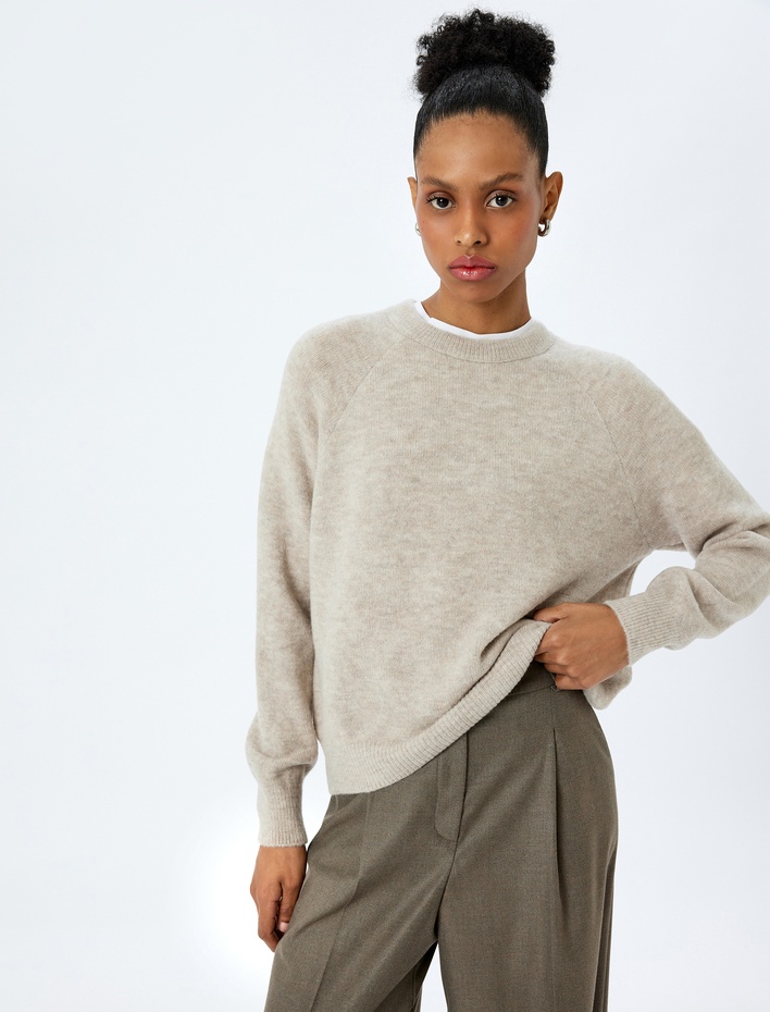  Yumuşak Dokulu Uzun Kollu Bisiklet Yaka Triko Kazak